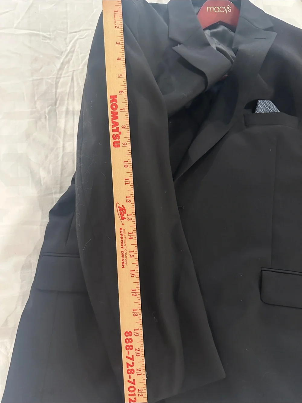 Ralph Lauren ULTRAFLEX Black Two-Piece Suit 48 Regular Jacket 38x30 Pants